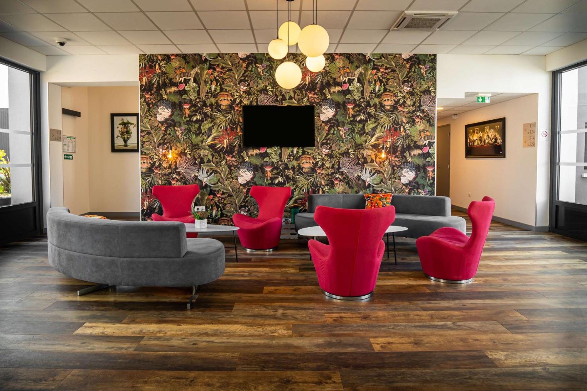 Sure Hotel By Best Western Les Portes De Montauban Exteriör bild